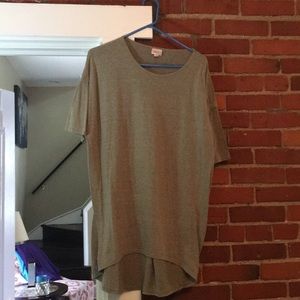 Luluroe small high low t shirt